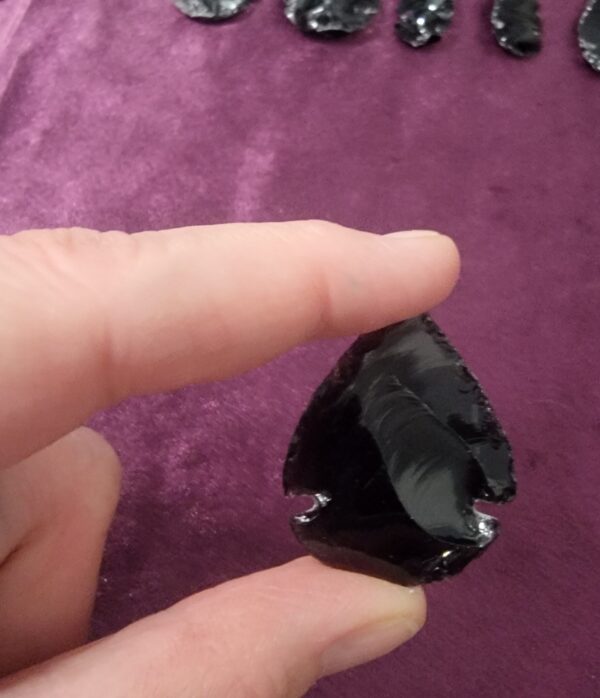 Obsidian Arrowheads - Image 6