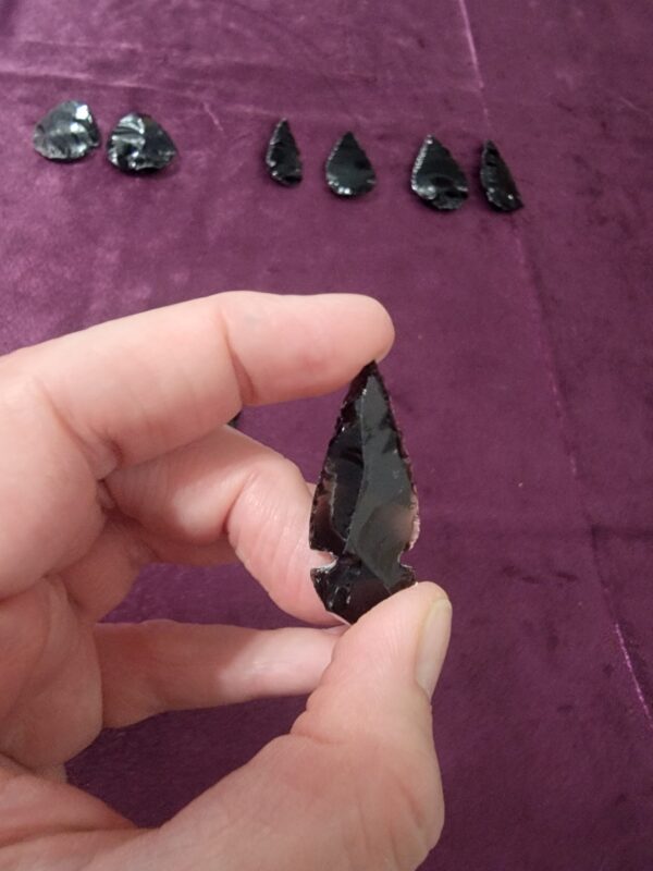 Obsidian Arrowheads - Image 8
