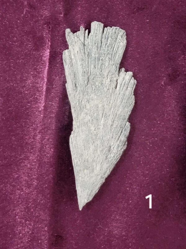 Black Kyanite - Image 3