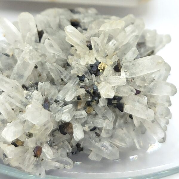 Quartz with Chalcopyrite Cluster