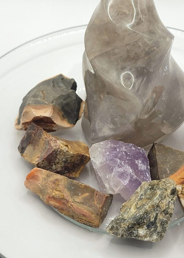Raw Mixed Gemstone Lots - Image 34