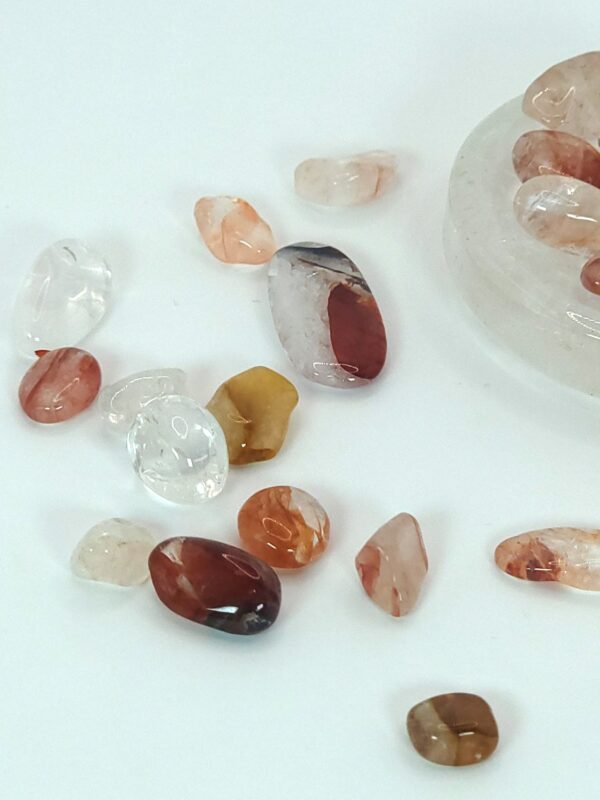 Hematoid Quartz Chips - Image 4