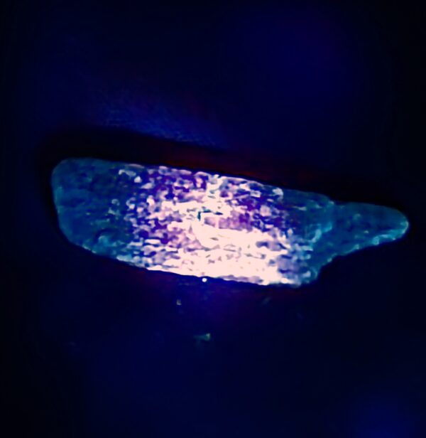 Pink Kyanite - Image 4