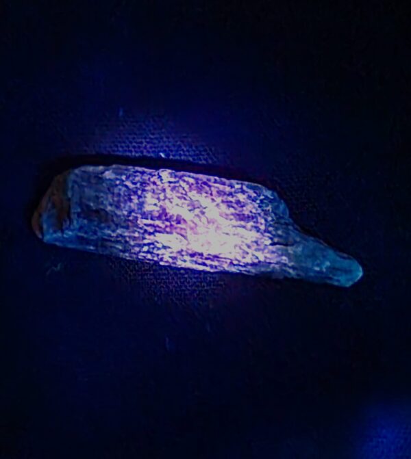 Pink Kyanite - Image 5