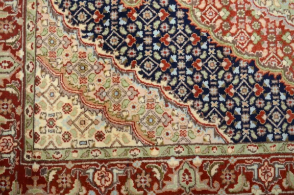 Handknotted Woolen Rustic Red Rugs - Image 7