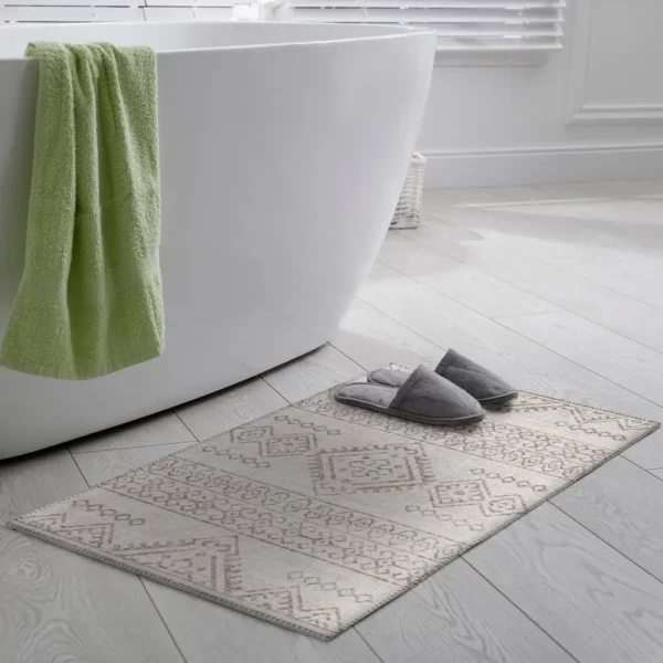 Yuma Taupe Transitional Southwest 1'8" x 2'6" Accent Rug Taupe AYU44