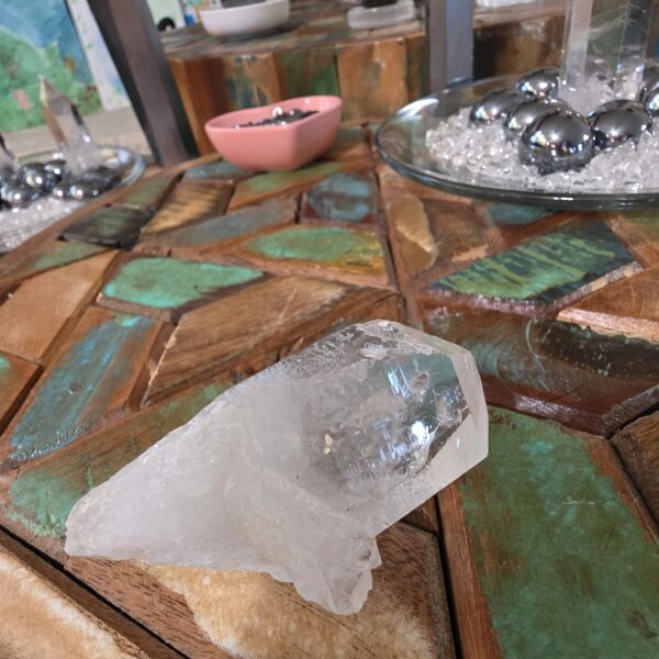 Raw Clear Quartz Specimens - Image 12