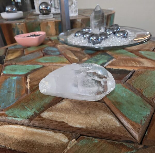 Raw Clear Quartz Specimens - Image 14