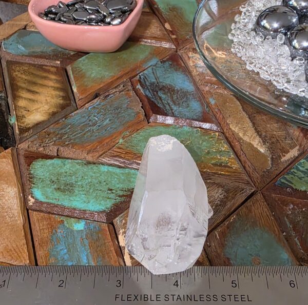 Raw Clear Quartz Specimens - Image 16
