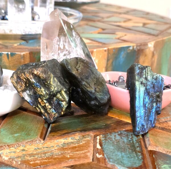 Raw Flashy Labradorite - Image 29